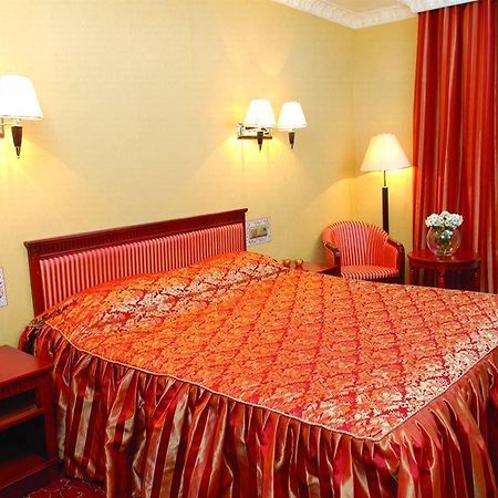 Royal Medical Cezar Hotel Truskavets Eksteriør billede